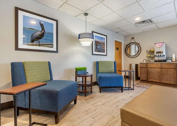 Comfort Suites Southport - Oak Island
