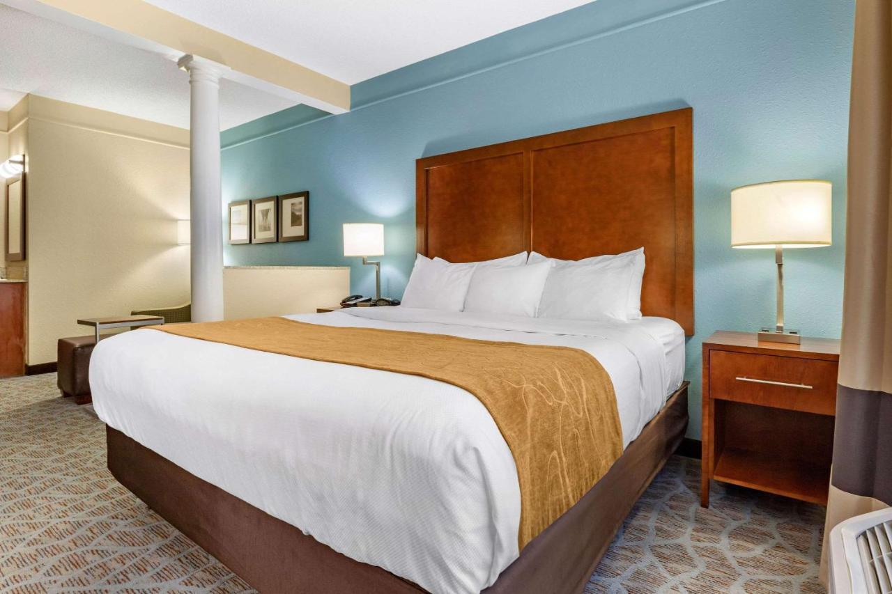 Hotel Comfort - Oak Island 3*