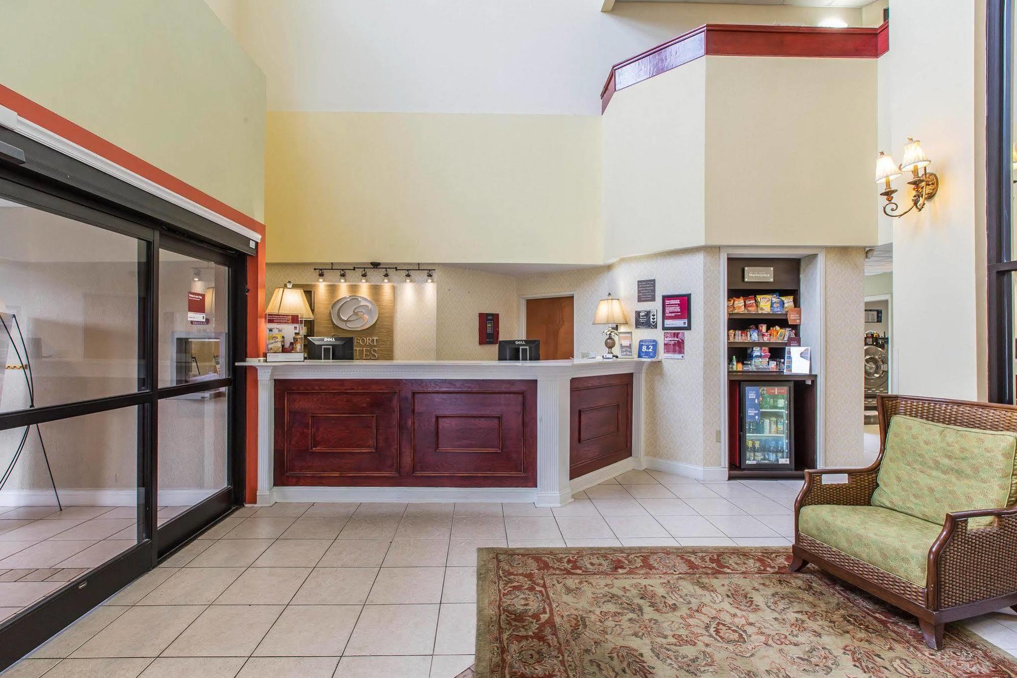 Comfort - Oak Island Hotel